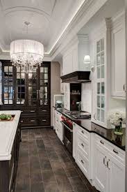 41 Elegant Classic Kitchen Design Ideas To Inspire You Kitchendesign Kitchenremodel Kitchencabinets Classic Kitchen Design Dark Countertops Kitchen Design