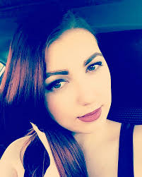 Hi there, My name is Amber McMahon! 🌸 I have been a content creator since  2015. There's nothing I love more than showing my love for Anime/Video  Games/Movies & Photography and sharing