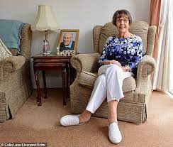 Jun 30, 2021 · gogglebox star pete mcgarry's heartbroken wife has said he was my life after he died suddenly of bowel cancer. Gogglebox Pays Tribute To June Bernicoff After Her Death Aged 82 Daily Mail Online