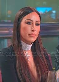 Angie Pink's Instagram, Twitter & Facebook