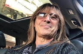 Изучайте релизы adrián barilari на discogs. Adrian Barilari Realizara Una Ambiciosa Gira Virtual Que Va Mas Alla De Rata Blanca Musica La Voz Del Interior