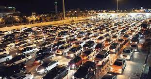 جسر الملك فهد هو جسر بحري يربط بين المملكة العربية السعودية ومملكة البحرين، يبلغ طول الجسر نحو 25 كيلو مترا وبعرض 23.2 مترا. 5xftmas5xorekm
