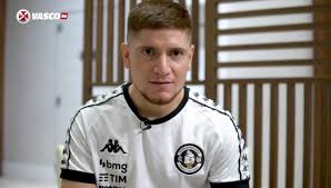 Find the latest leonardo gil news, stats, transfer rumours, photos, titles, clubs, goals scored this season and more. Leonardo Gil Se Define Como Um Volante Misto E Mostra Confianca Em Ricardo Sa Pinto Vasco Noticias