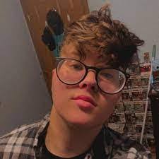 Nick Selin's Instagram, Twitter & Facebook