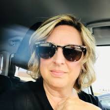 Leanne Dobson (leedobson)