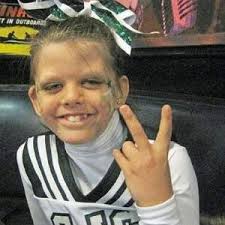 Young graduates to remember cheerleader of life