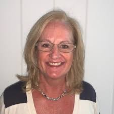 Mandee Hincka's Instagram, Twitter & Facebook