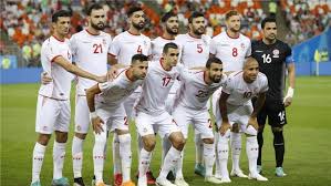 شهدت تونس بسبب الانقسام السياسي الحاد تسعة رؤساء حكومات منذ هروب بن علي. ØªØ´ÙƒÙŠÙ„ Ù…Ù†ØªØ®Ø¨ ØªÙˆÙ†Ø³ Ø£Ù…Ø§Ù… Ø§Ù„ÙƒØ§Ù…ÙŠØ±ÙˆÙ† ÙØ±Ø¬Ø§Ù†ÙŠ Ø³Ø§Ø³ÙŠ ÙˆÙ…Ø¹Ù„ÙˆÙ„ Ø£Ø³Ø§Ø³ÙŠØ§Ù† Ø¨Ø·ÙˆÙ„Ø§Øª