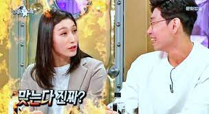 바나나 욱여넣자 발 동동…학부모들 눈물 훔쳐 제주지방법원 형사3단독 김연경 부장판사의 심리로 열린 이번 공판에서, 검찰은 학대 영상 10여 개를 재생했습니다. ê¹€ì—°ê²½ ë°œì‚¬ì´ì¦ˆ ë‚˜ì´ ì—°ë´‰ ìžë™ì°¨