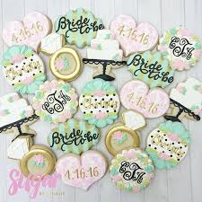 Lyndsie Hays On Instagram Love This Bridal Shower Set Customcookies Decoratedcookies Dfw Fort Bridal Cookies Wedding Shower Cookies Anniversary Cookies