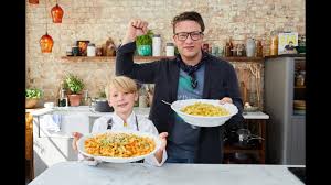 Jamie calls for the sauce to be mixed with the pasta then the bacon and chicken to be scattered on top. Live Sunshine Pasta Veg Book Wooooo Youtube