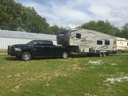 2019 ram 2500 laramie cummins 2020 grand design reflection 150 series 230rl this is ep2 of weight watcher's now showing the capacity for a truck with the fifth wheel i recently did a review on! 6 4 Hemi 5th Wheel Weights Dodge Ram Forum Dodge Truck Forums