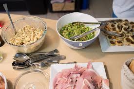 I made a note to put a salad together like that for my own family, because i had liked the look of it. Our Simple And Meaningful Life Christmas Pasta Salad
