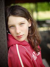 Adriel Henderson's Instagram, Twitter & Facebook