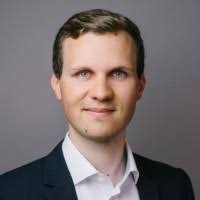 100+ perfiles de «Weisgram»