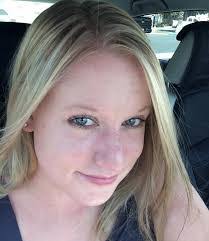 Nancy Bentz's Instagram, Twitter & Facebook