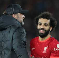 Alle aktuellen news von liverpool, spielplan, kader & liveticker! Fc Liverpool Auf Den Ballon D Or Angesprochen Lacht Salah Laut Welt