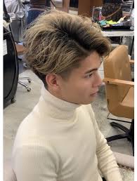 外国人風カラーハイトーンミルクティーベージュ前下がりボブ l047317537 ファミーユ famille のヘアカタログ ホットペッパービューティー メンズヘアスタイルショート メンズヘアカット 男性の髪