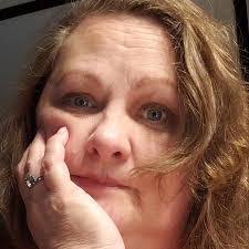 Chantel Skinner's Instagram, Twitter & Facebook