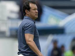 El peruano juan reynoso, director técnico del puebla, afirmó que no ve mal a. El Peruano Juan Reynoso Es El Nuevo Entrenador Del Puebla