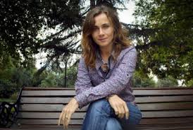 Debes ingresar un email válido. Amaya Forch Photos Amaya Forch Picture Gallery Famousfix