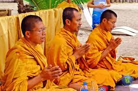 In thailand ist ein reisebus frontal in einen lastwagen gerast. Thailand Bevolkerung Religion Sprache Www Ko Chang Info