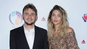 Kim novaktuesday 15 jun 2021 9:14 am. Paris Jackson Zuckersusse Geburtstagswunsche Von Ihrem Bruder