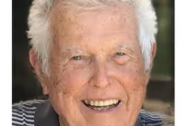 Thomas Kellogg, 71; His Futuristic Design for the Avanti Coupe Became a  Classic Automobile