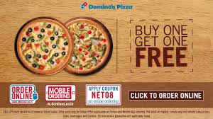 Dominos Bogo Delicious Offer Buy 1 Get 1 Pizza Free Extra Upto 20 Cashback Domino S Pizza Domino Dominos Pizza