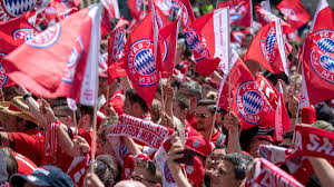 Angstgegner gladbach könnten die bayern dabei im richtigen moment erwischen. Fc Bayern Vs Gladbach Im Tv Verpasst Wahnsinn Fc Bayern Munchen Halt Borussia Monchengladbach Auf Distanz News De