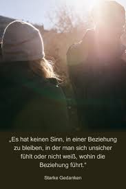 8 Zeichen Die Zeigen Dass Deine Beziehung Keine Zukunft Hat Auch Wenn Du Deinen Partner Liebst Beziehung Loslassen Lernen Gute Beziehungen
