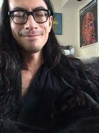 Bloc party are an english rock band, composed of kele okereke (lead vocals, rhythm guitar, keyboards, sampler), russell lissack (lead guitar, keyboards), justin harris (bass guitar, keyboards, saxophones, backing vocals) and louise bartle (drums, percussion). Matt Tong On Twitter