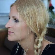 Sarah Blount's Instagram, Twitter & Facebook