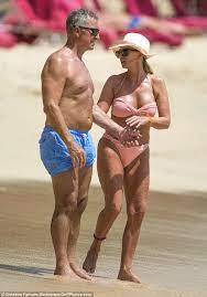 During his year in istanbul, he subscribe ▻ bit.ly/ssfootballsub graeme souness talks about the old firm and difficulties of. Retired Liverpool Footballer Graeme Souness 65 Enjoys A Beach Day With His Wife Karen In Barbados Daily Mail Online
