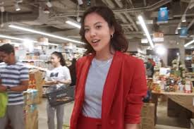 Streaming online full album serta dapatkan koleksi playlist terbaikmu di download lagu buka lah matamu mp3 gratis 320kbps (4.32 mb). Who S That Girl Aisyah Aziz Sizzles In Clean And Green Video Which Has Over 1 1 Million Views Entertainment News Top Stories The Straits Times