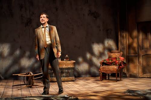 The Woman in Black - Broadway Booking Office (BBO)
