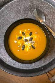Cremige Kurbissuppe Eine Kleine Prise Anna Rezept Rezepte Kurbissuppe Mit Orangensaft Essen Rezepte