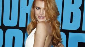 Bella thorne was born in pembroke pines in florida and has three elder siblings. Bella Thorne Fans Sind Entsetzt Diese Song Katastrophe Rettet Nicht Mal Ihr Schaum Bh News De