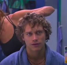 @_Alexh13_'s video Tweet