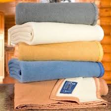 These iconic trade blankets have stood the test of pretty vintage wool blanket from the fifties era, these are one of my favourite blankets. Best Wool Blankets Of 2021 Sleep Junkie