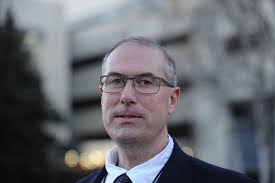 False note in bankruptcy adds a twist to fraud case against Avery