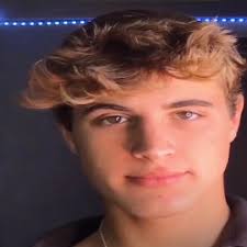 Can we please get him to notice me @owen.rawson #fyp #owenrawsonedit