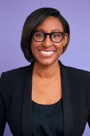 Tamara Hunter's Instagram, Twitter & Facebook