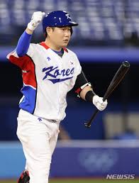 베이징 올림픽이 젤 생생한 게 야구 금매달 딸 때 엄마가 왜 안 자냐고 성화했어서. Xn6zc0wfhegnom