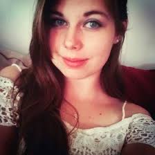 April Hiett's Instagram, Twitter & Facebook