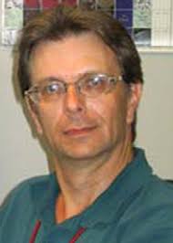 Gamma radiation interacts with melanin to alter its oxidation–reduction  potential and results in electric current production