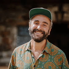 Wie jedes Jahr um diese Zeit, bringt uns der Herbst eine Zeit des Abschieds 