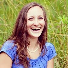 Nicole Mink's Instagram, Twitter & Facebook