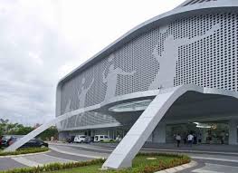 Taufik hidayat arena plans to accommodate the public with facilities such as 8 badminton courts, futsal court, cafetaria, dormitory rooms and lounge, medical/physio room, conference & audio visual. Selain Jadi Atlet Berikut Deretan Bisnis Milik Pebulutangkis Indonesia Abckotaraya Id