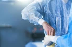 Ponta kabinesinde milli eğitim bakanı olarak. Ministrul EducaÈ›iei La Vaccinare Intr O CÄƒmasÄƒ Cu Maneca DetaÈ™abilÄƒ Europa Fm